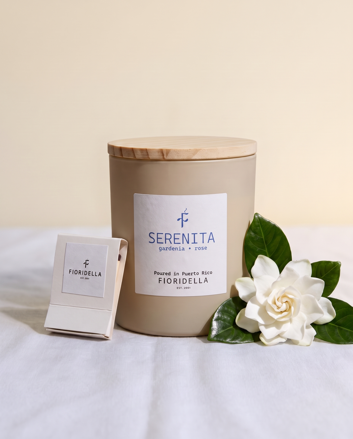 Serenita soy candle in a frosted glass jar, gardenia and rose